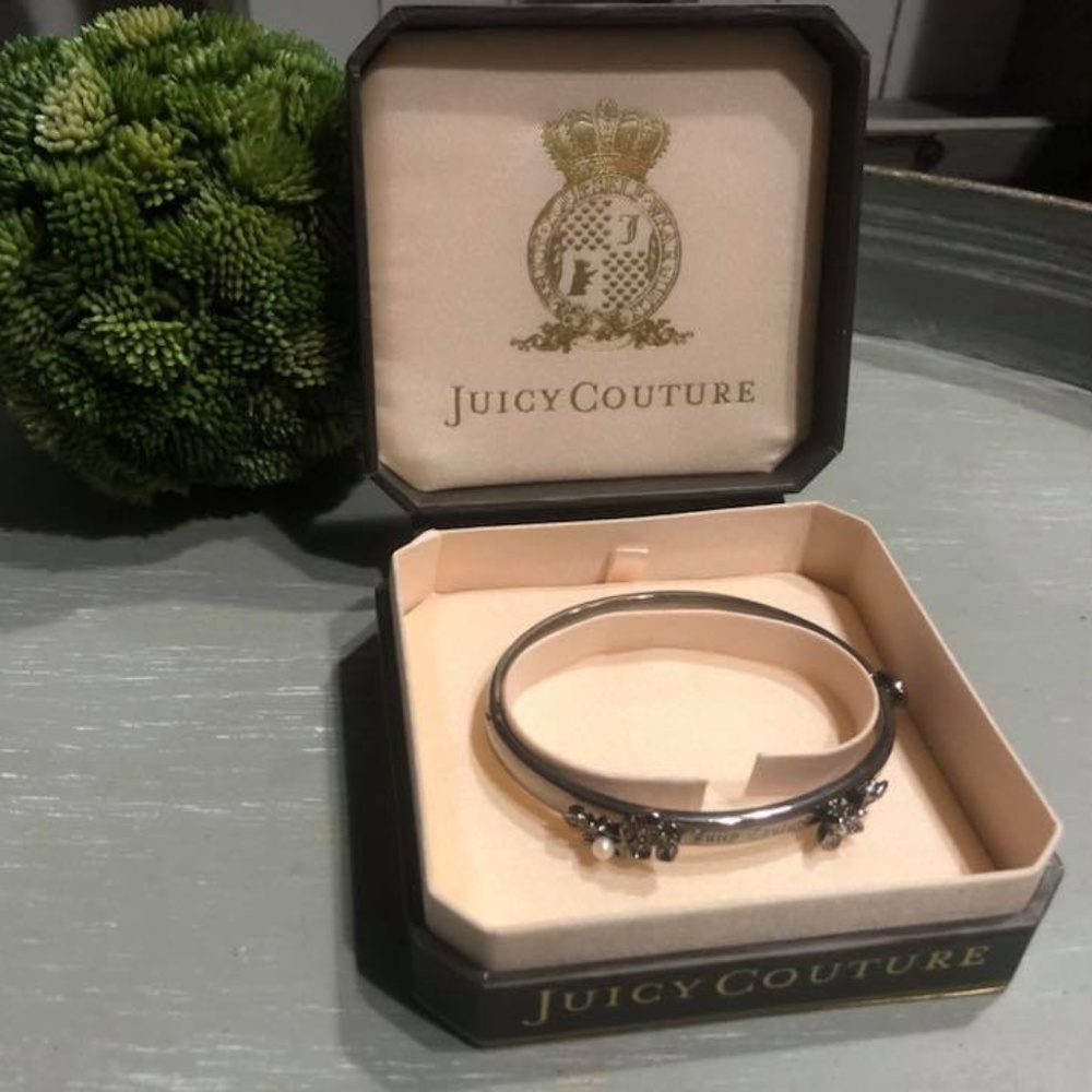 Bangle Bracelet with Clasp